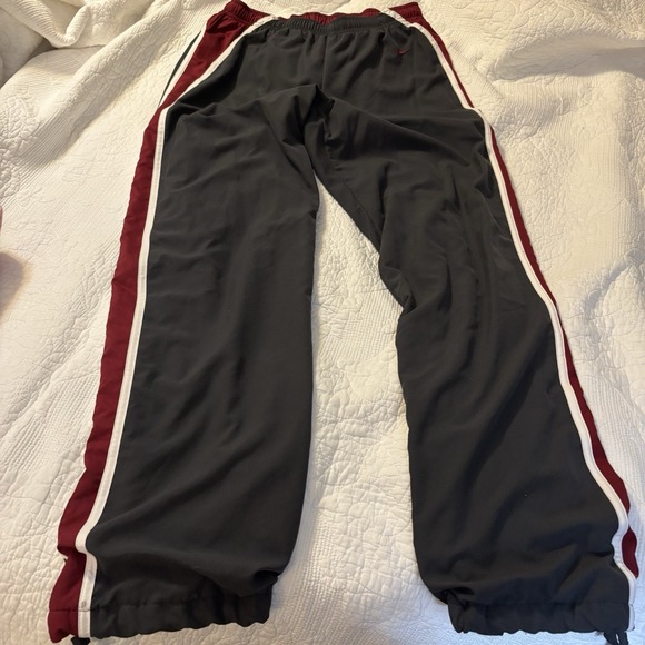 Men's Nike Athletic Pants Size Medium Gray With Maroon & White Stripes - Picture 1 of 9